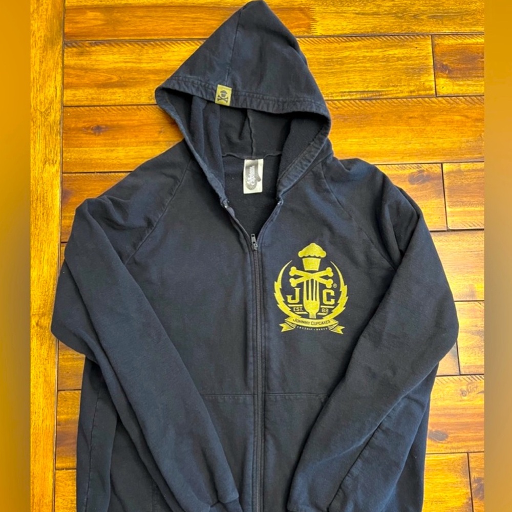 JOHNNY CUPCAKES ZIPUP HOODED JACKET SIZE XL NAVY BLUE
